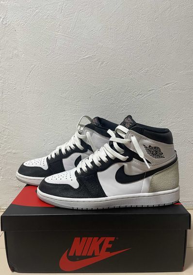 Nike Air Jordan 1 High OG "Bleached Coral"