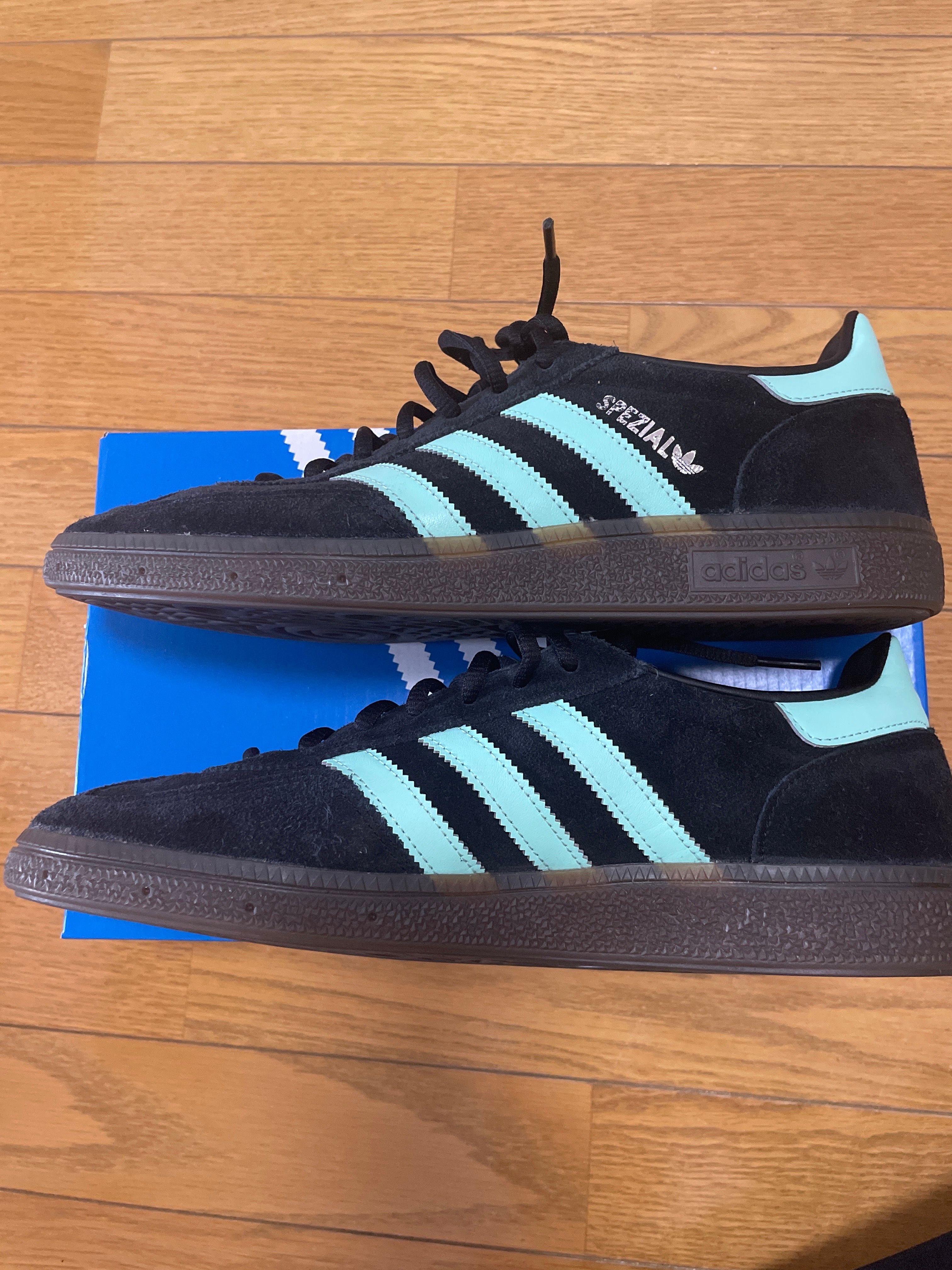 adidas Handball SPZL "Core Black/Clear Mint/Gum"