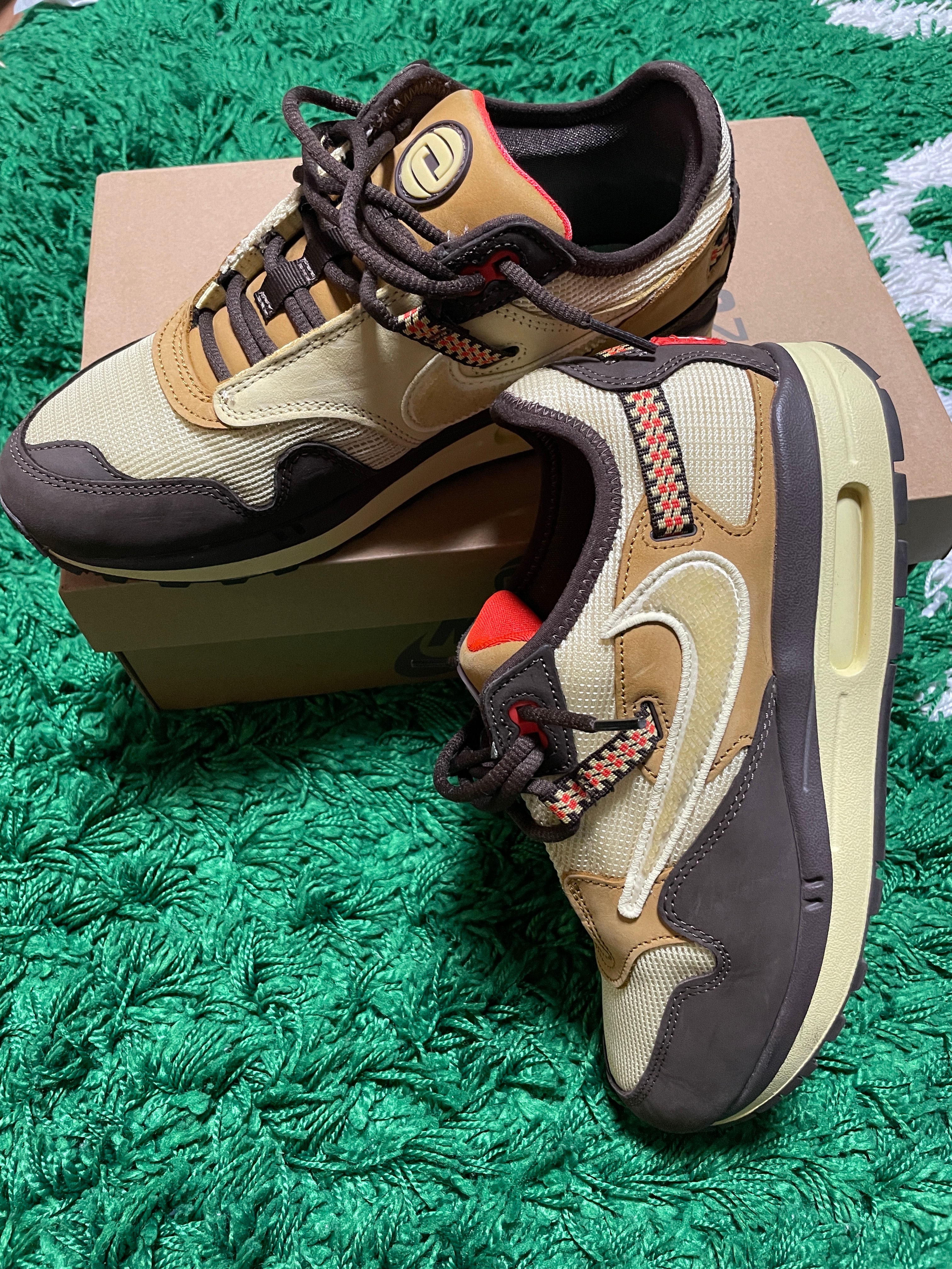 Travis Scott × Nike Air Max 1 "CACT.US Brown"