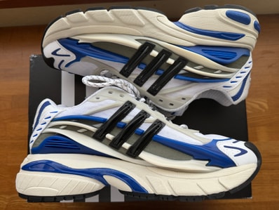 Pharrell Williams × adidas Jellyfish "Team Royal Blue"