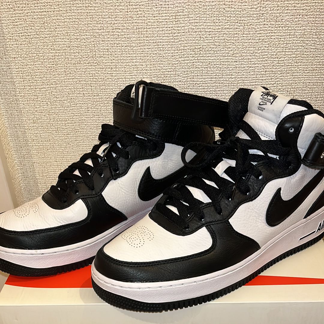 Stussy × Nike Air Force 1 Mid "Black and Light Bone"
