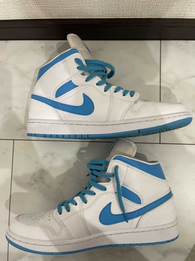 Nike Women's Air Jordan 1 Mid "UNC"