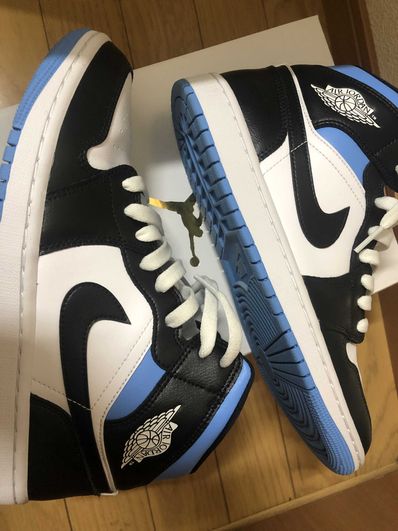 Nike Women's Air Jordan 1 Mid "Black/University Blue"
