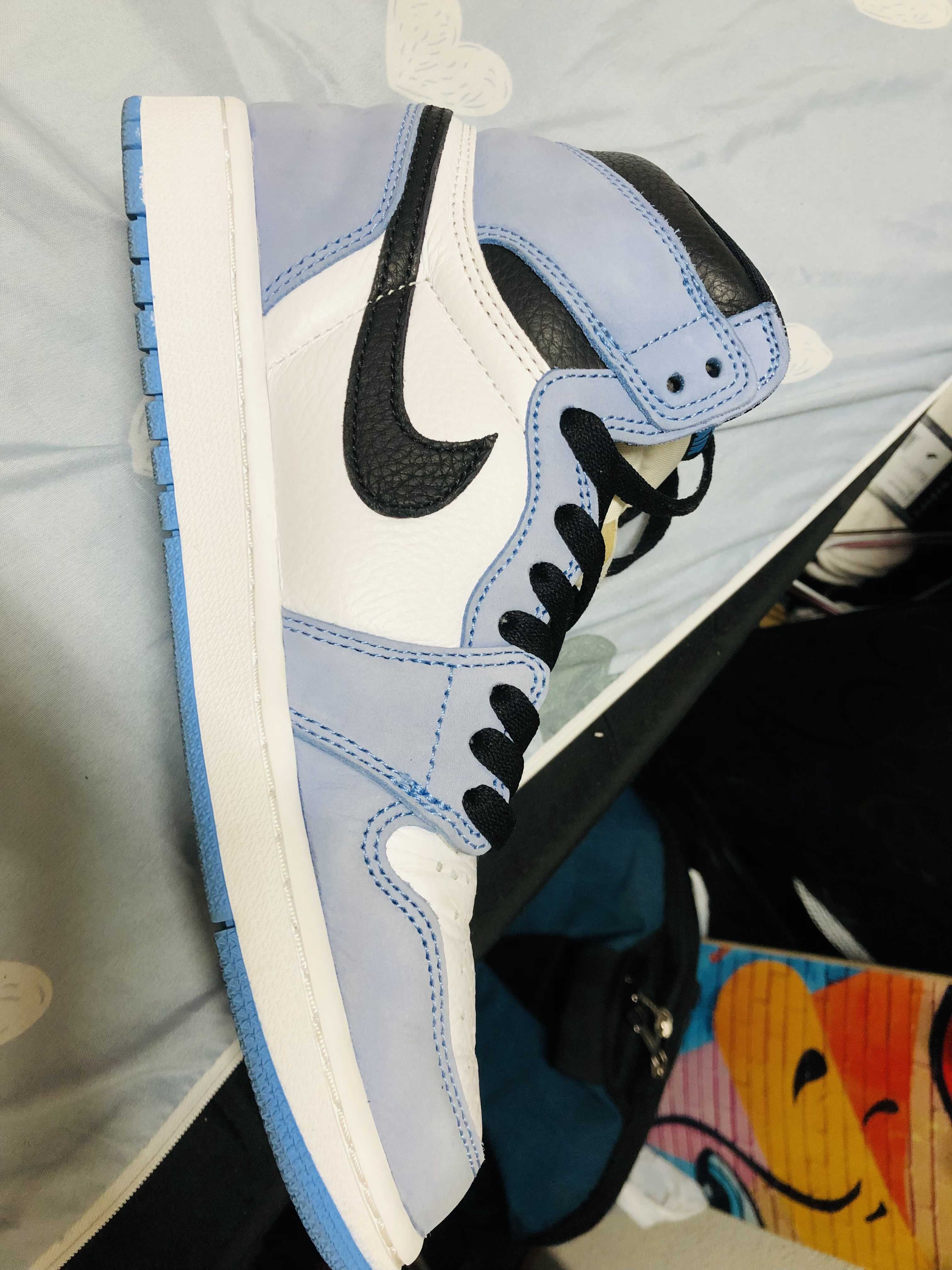 Nike Air Jordan 1 High OG "University Blue"