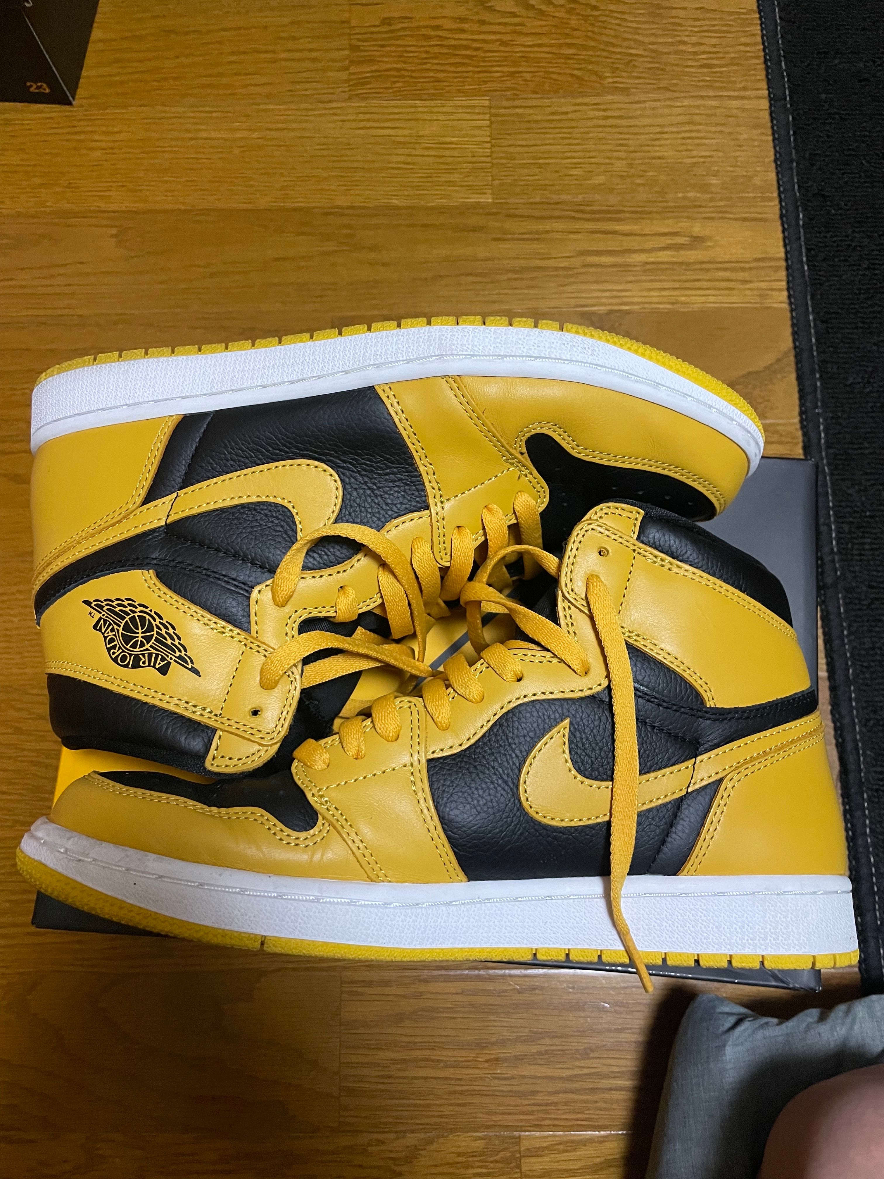 Nike Air Jordan 1 High OG "Pollen" 
