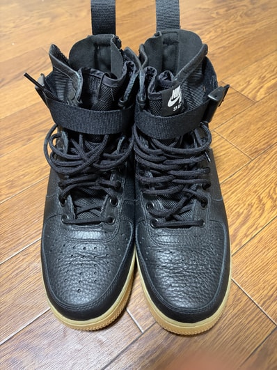 Nike SF Air Force 1 Mid "Black Gum"