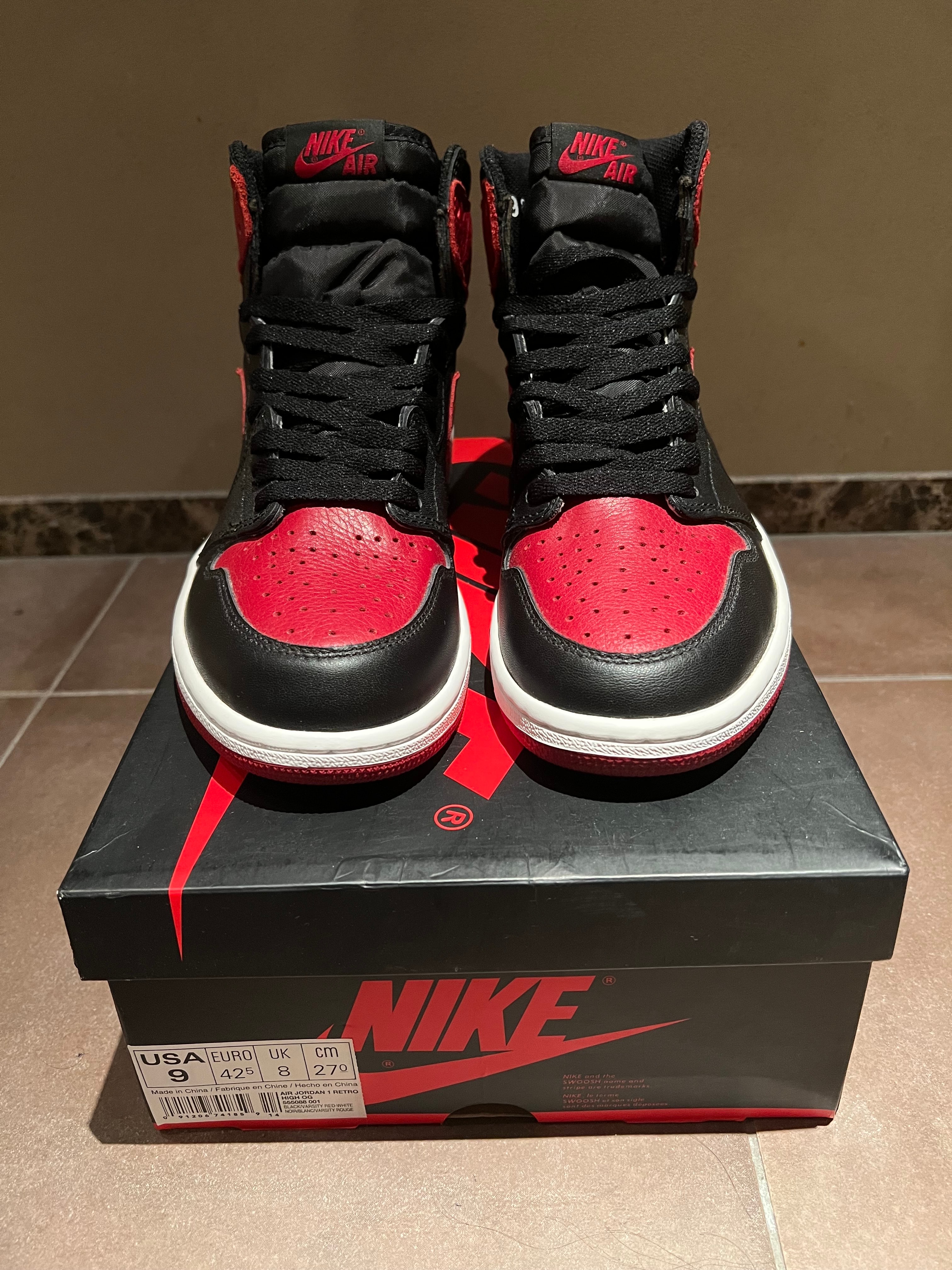 Nike Air Jordan 1 Retro High OG "Bred/Banned"
