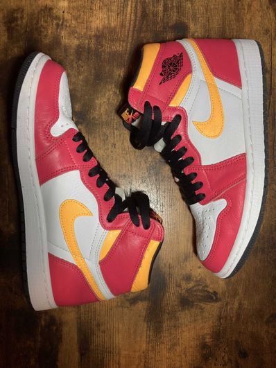 Nike Air Jordan 1 High OG "Light Fusion Red"