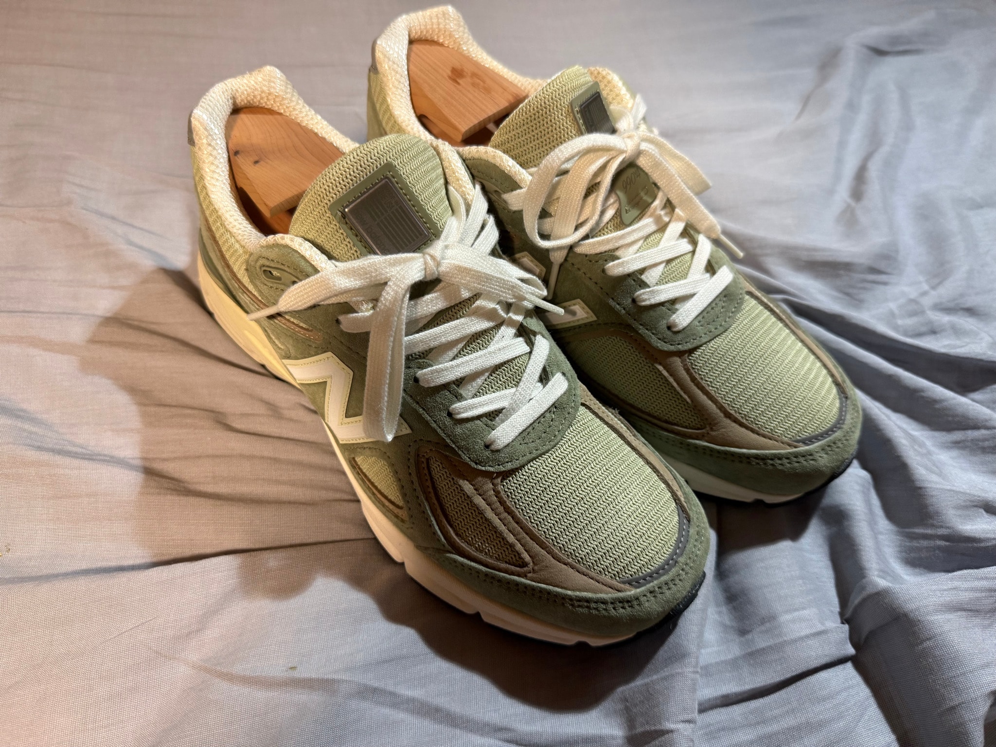 New Balance 990V4 "Olive"
