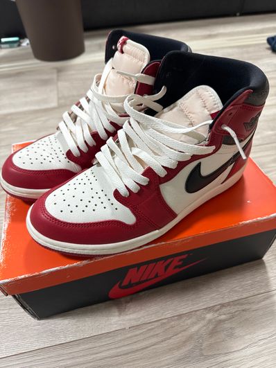 Nike Air Jordan 1 High OG "Lost & Found/Chicago"