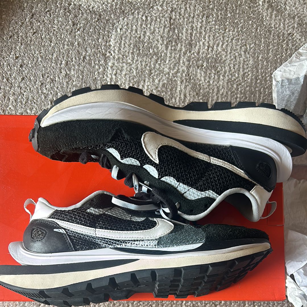 sacai × Nike Vapor Waffle "Black and White"