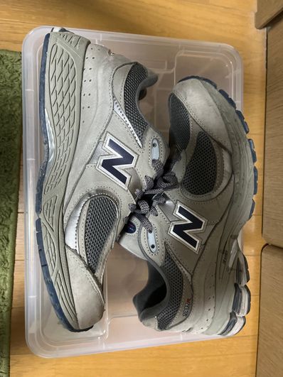 New Balance 2002R "Gray"