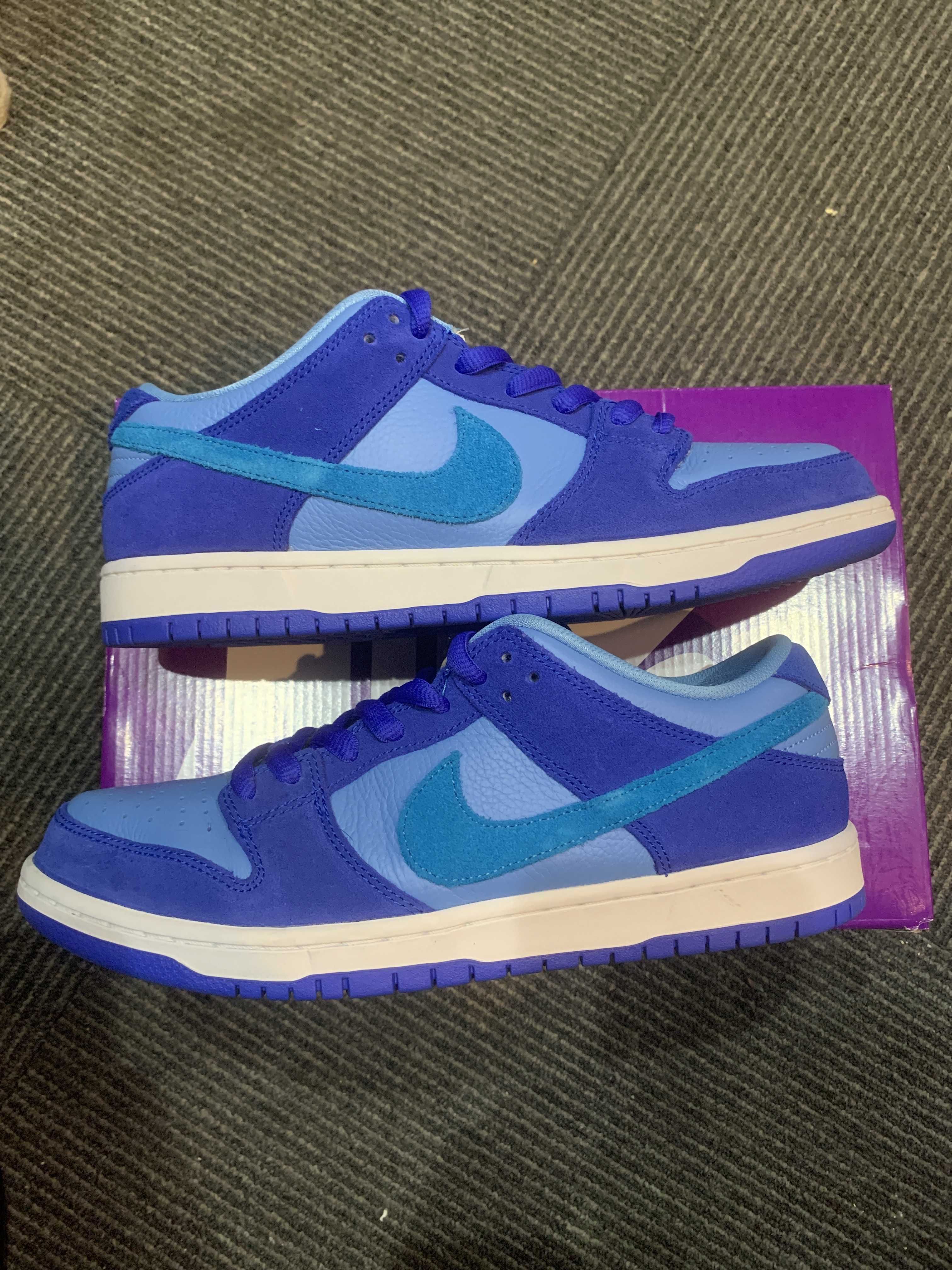 Nike SB Dunk Low "Blue Raspberry"
