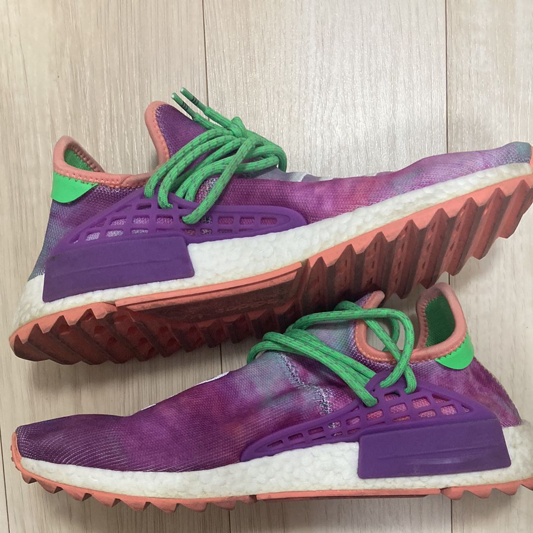 Pharrell Williams × adidas Human Race NMD Holi Festival "Chalk Coral"