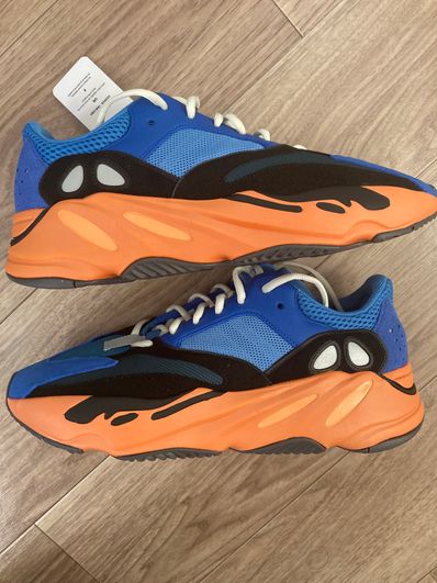 adidas YEEZY Boost 700 "Bright Blue"