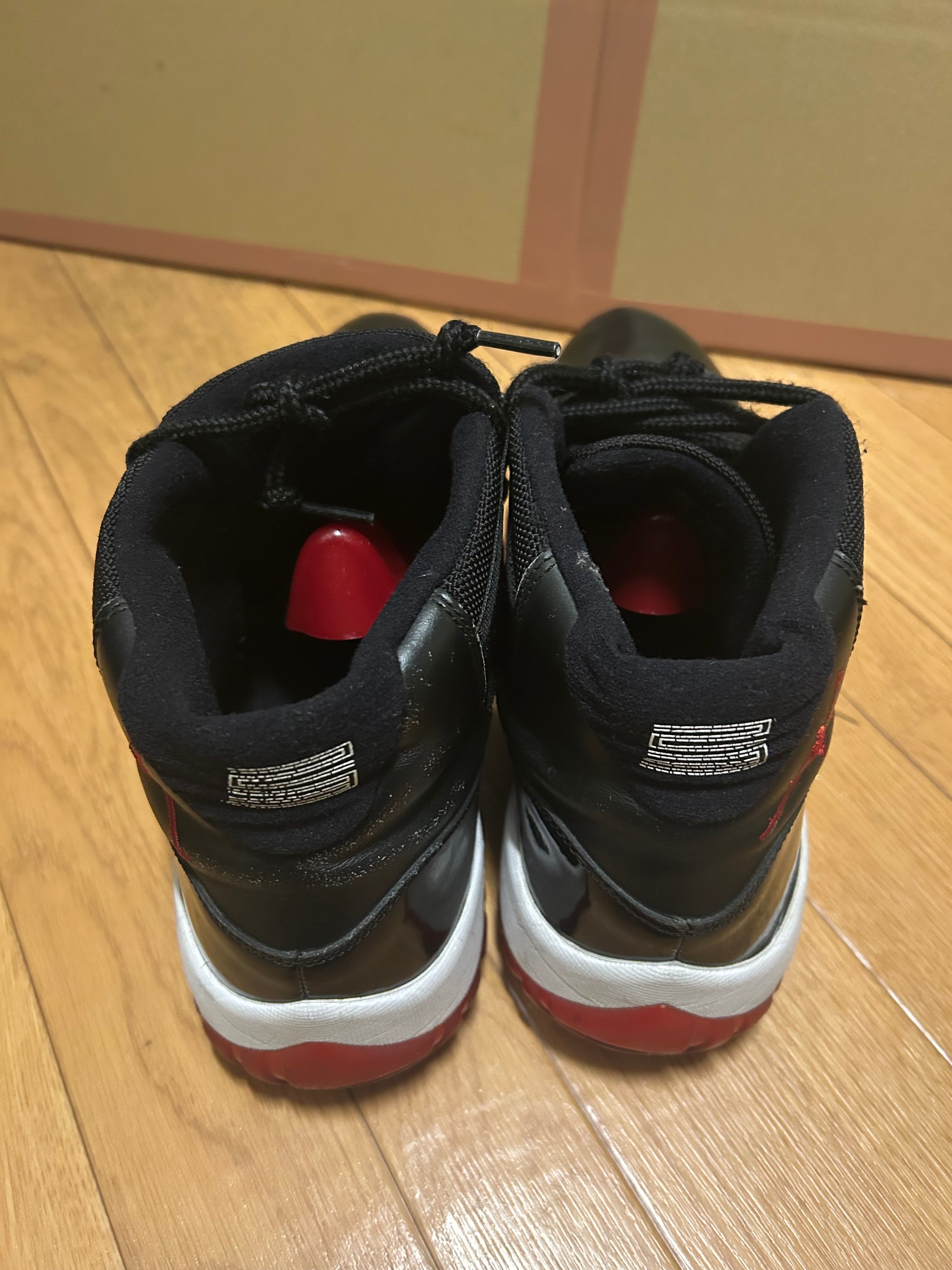 ナイキ エアジョーダン11 レトロ "プレーオフ" (2012)