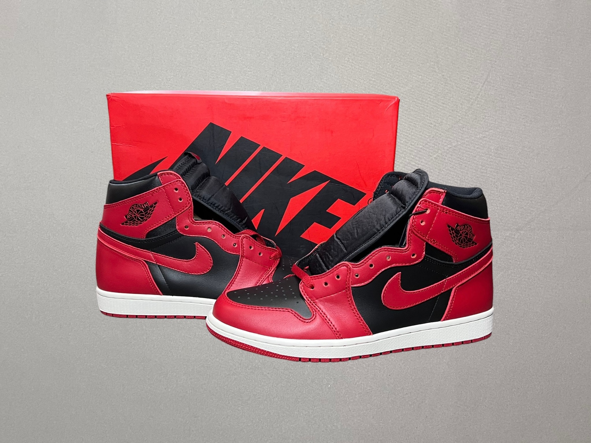 Nike Air Jordan 1 High ’85 "Varsity Red"
