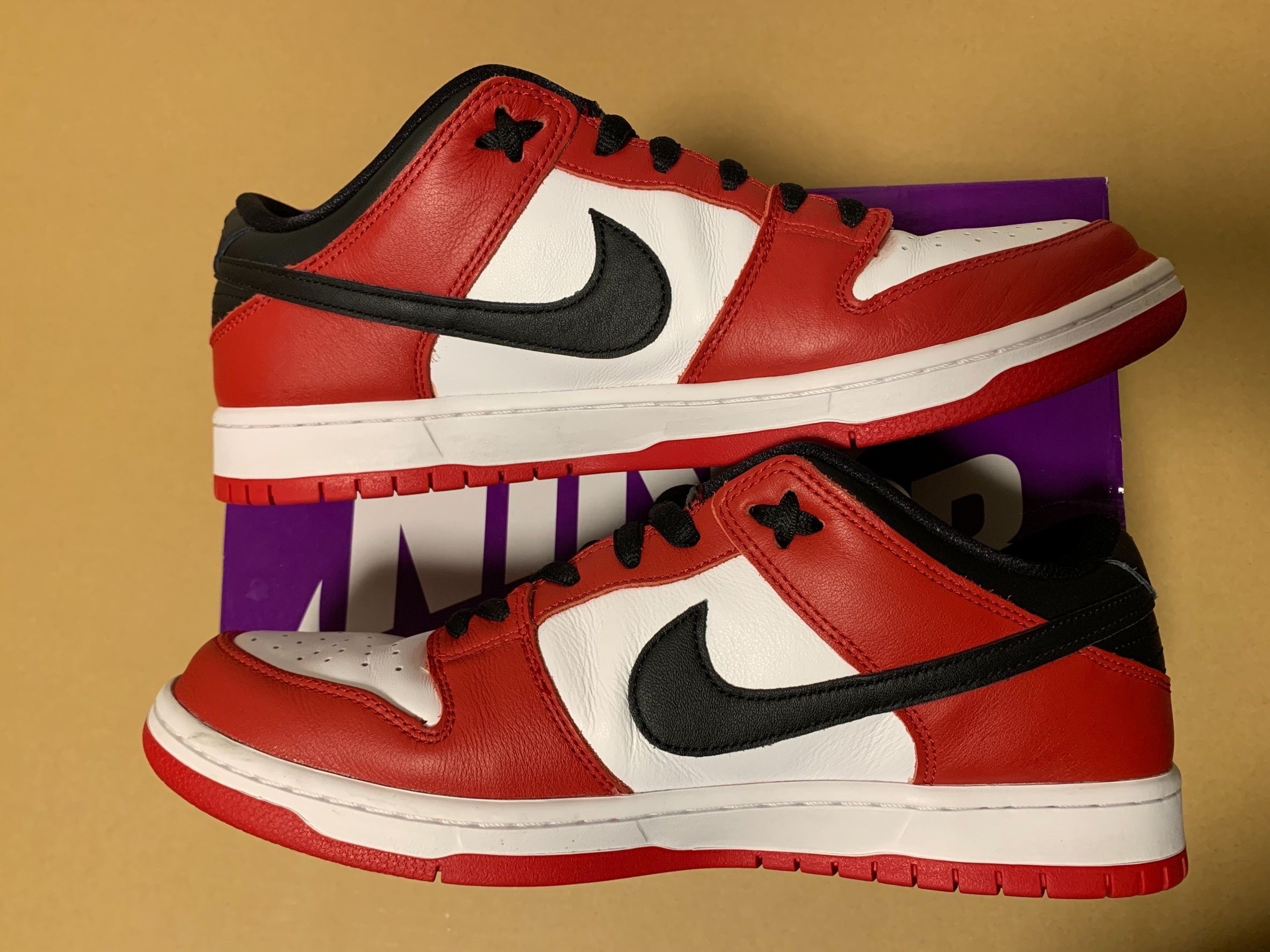 Nike SB Dunk Low Pro "J-Pack Chicago/Varsity Red and White"