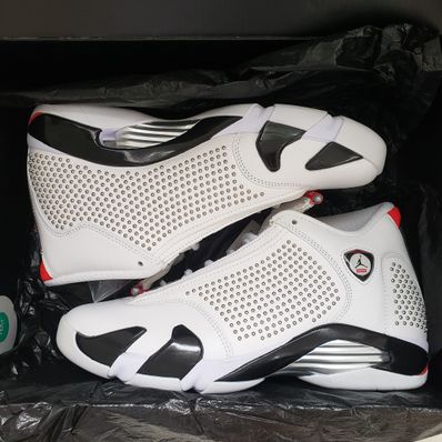 Supreme × Nike Air Jordan 14