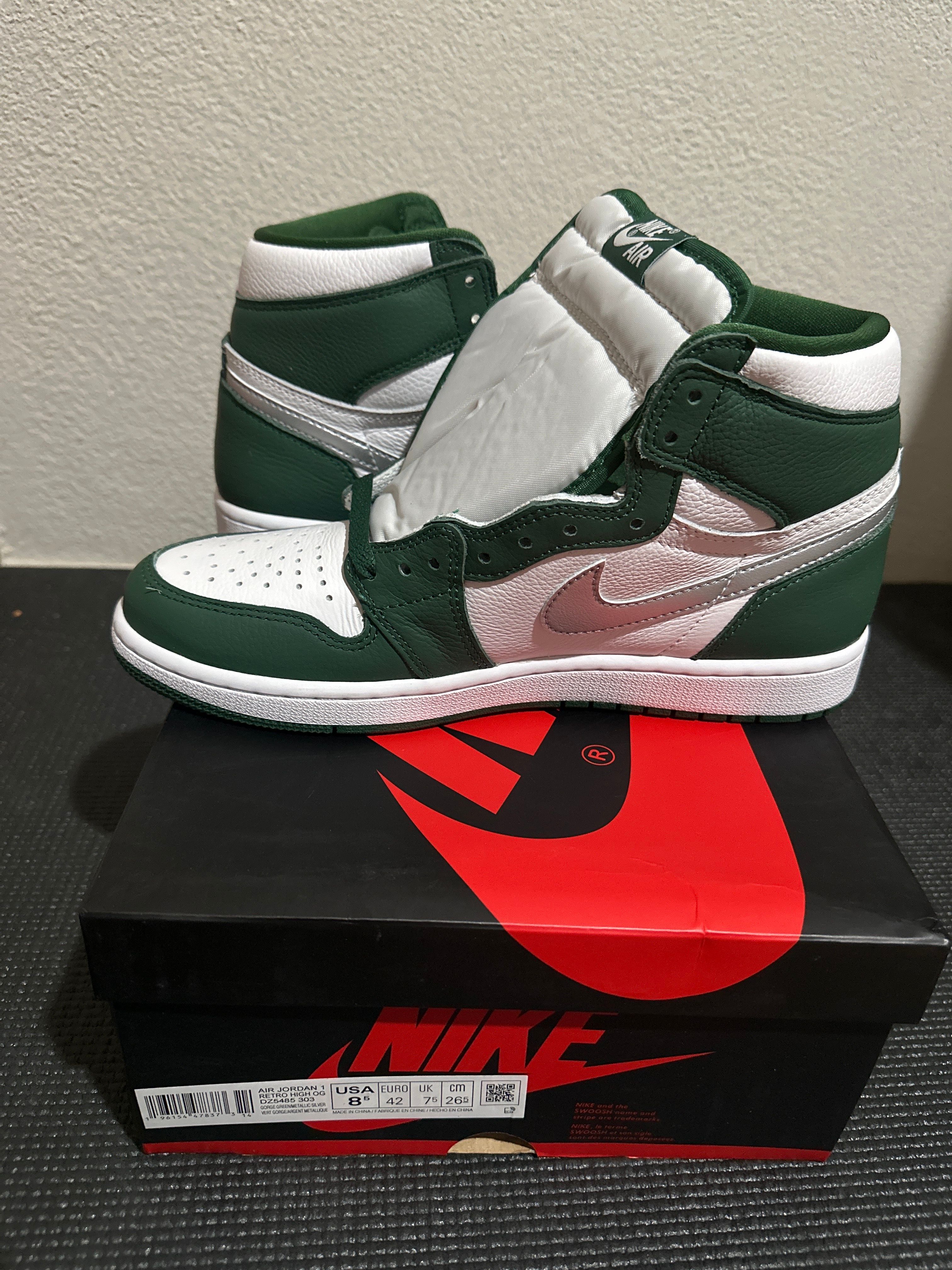 Nike Air Jordan 1 High Retro OG "Gorge Green"