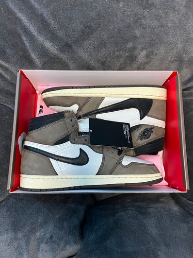 Travis Scott × Nike Air Jordan 1 Retro High OG TS SP "Sail/Dark Mocha"
