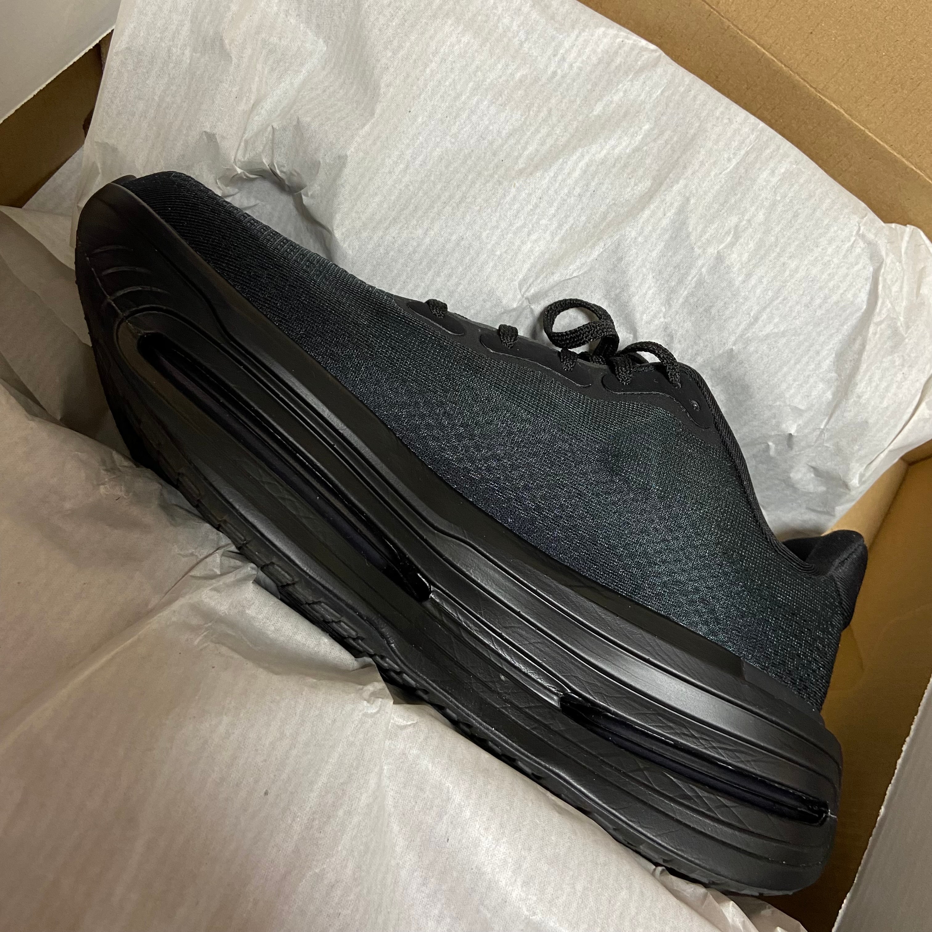 Nike Vomero Premium "Chrome Mini Swoosh/Black"