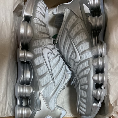 Nike Women's Shox TL "Pure Platinum and Metallic Silver"