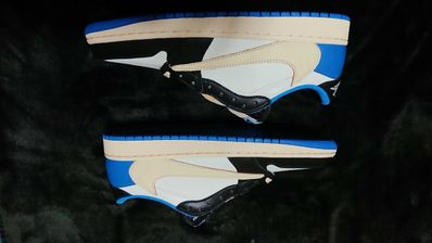 Travis Scott × fragment design × Nike Air Jordan 1 Low OG SP "Military Blue"