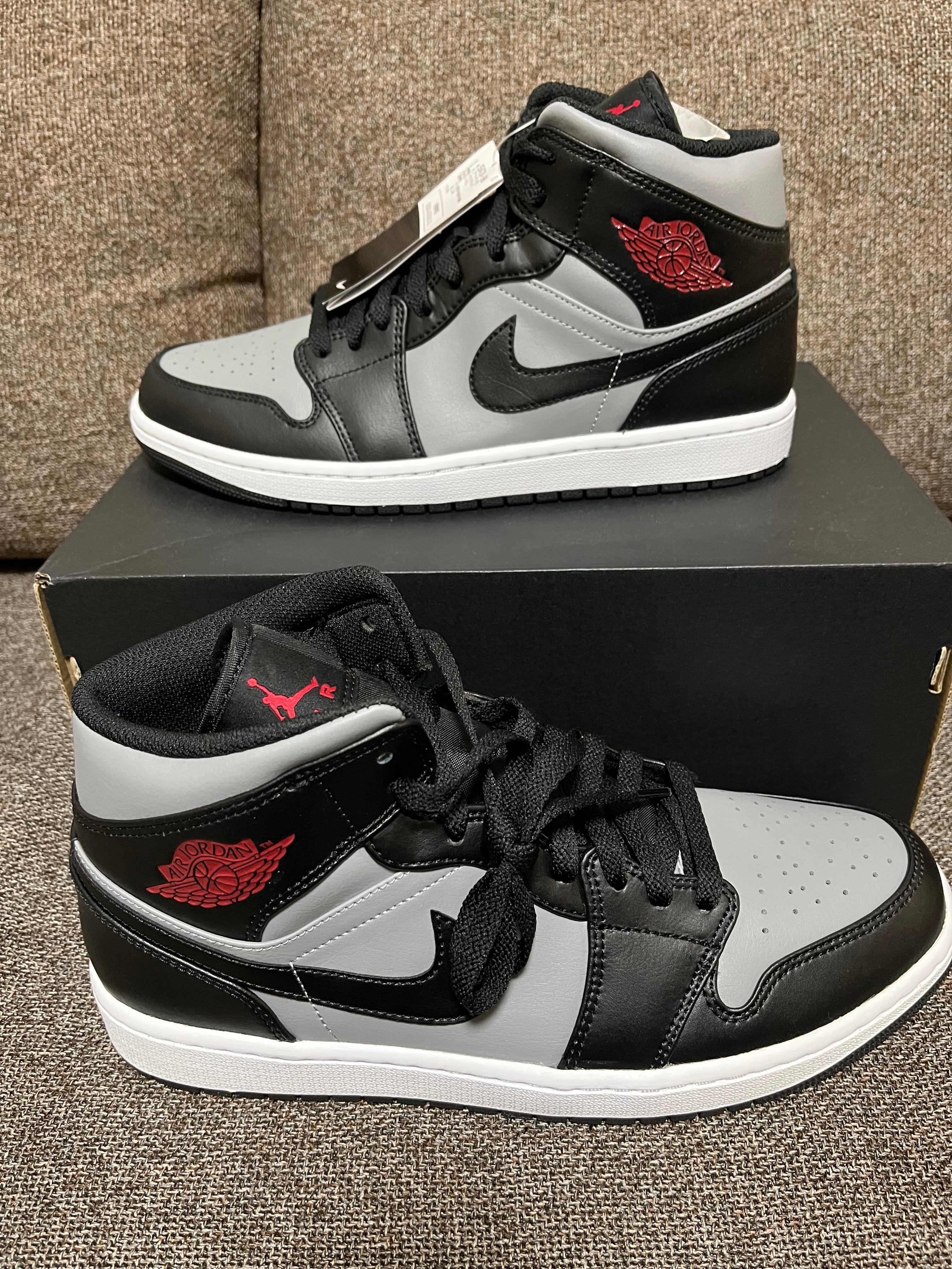 Nike Air Jordan 1 Mid "Shadow"