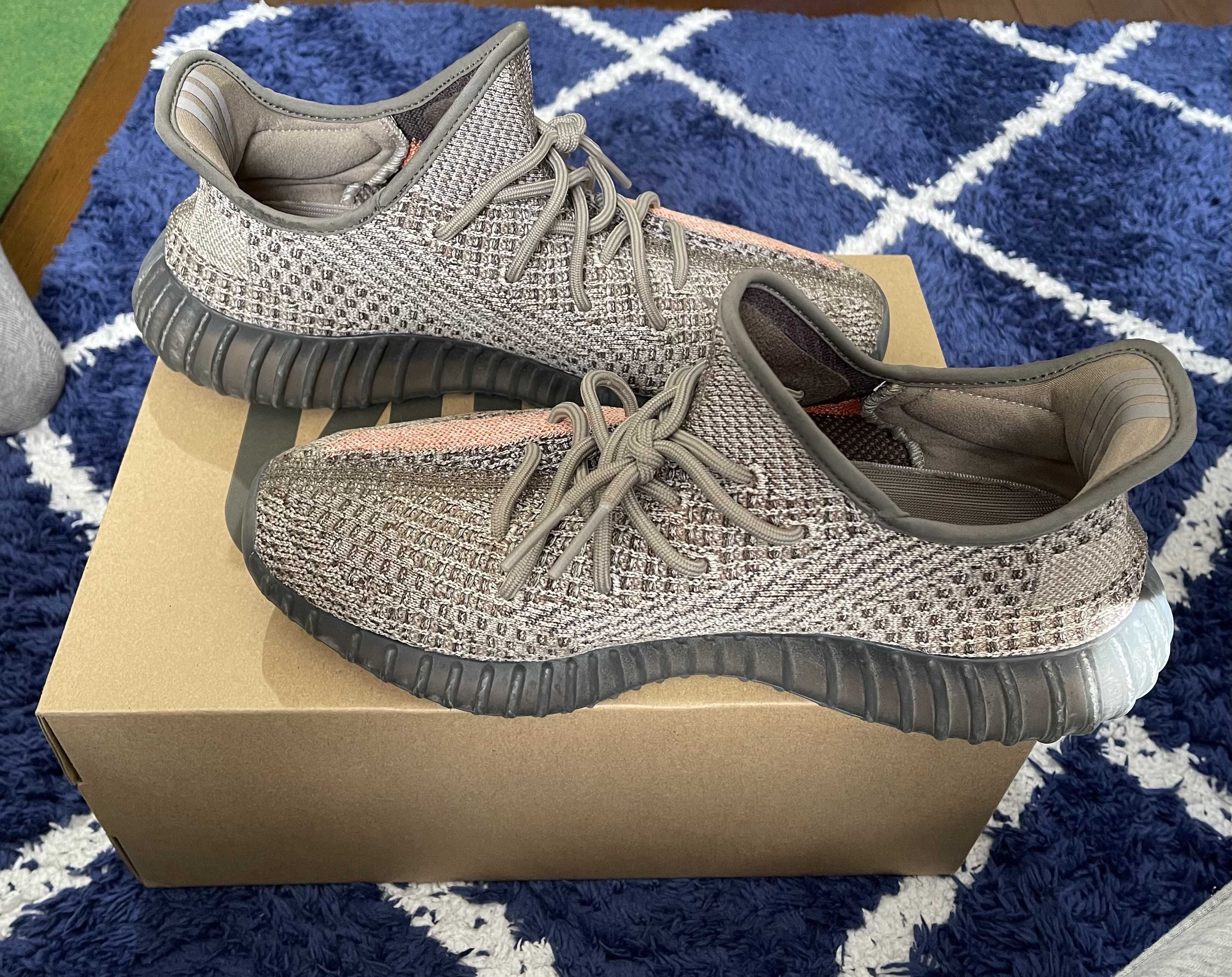 adidas Originals YEEZY Boost 350 V2 "Ash Stone"