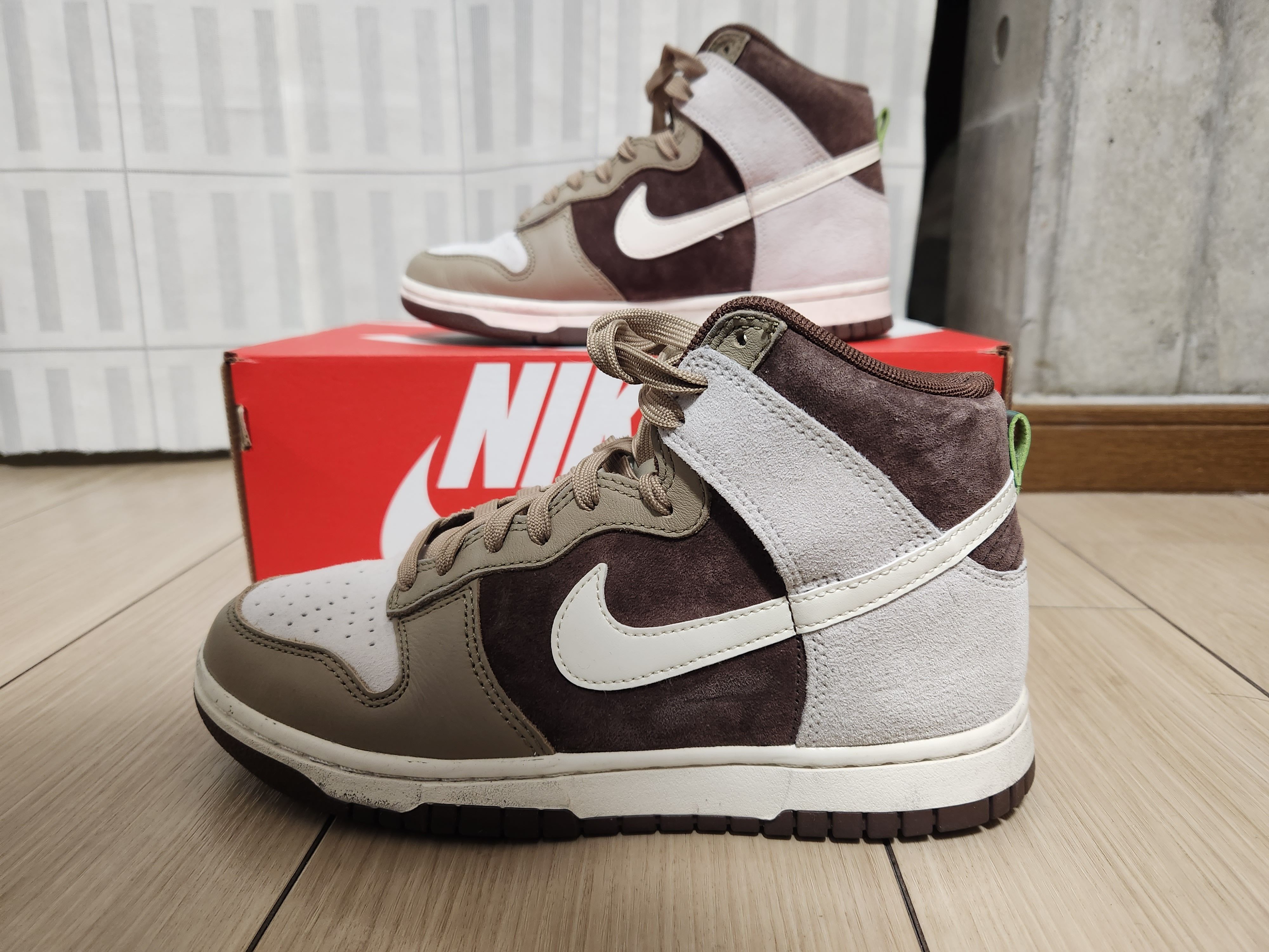 Nike Dunk High PRM "Light Chocolate"