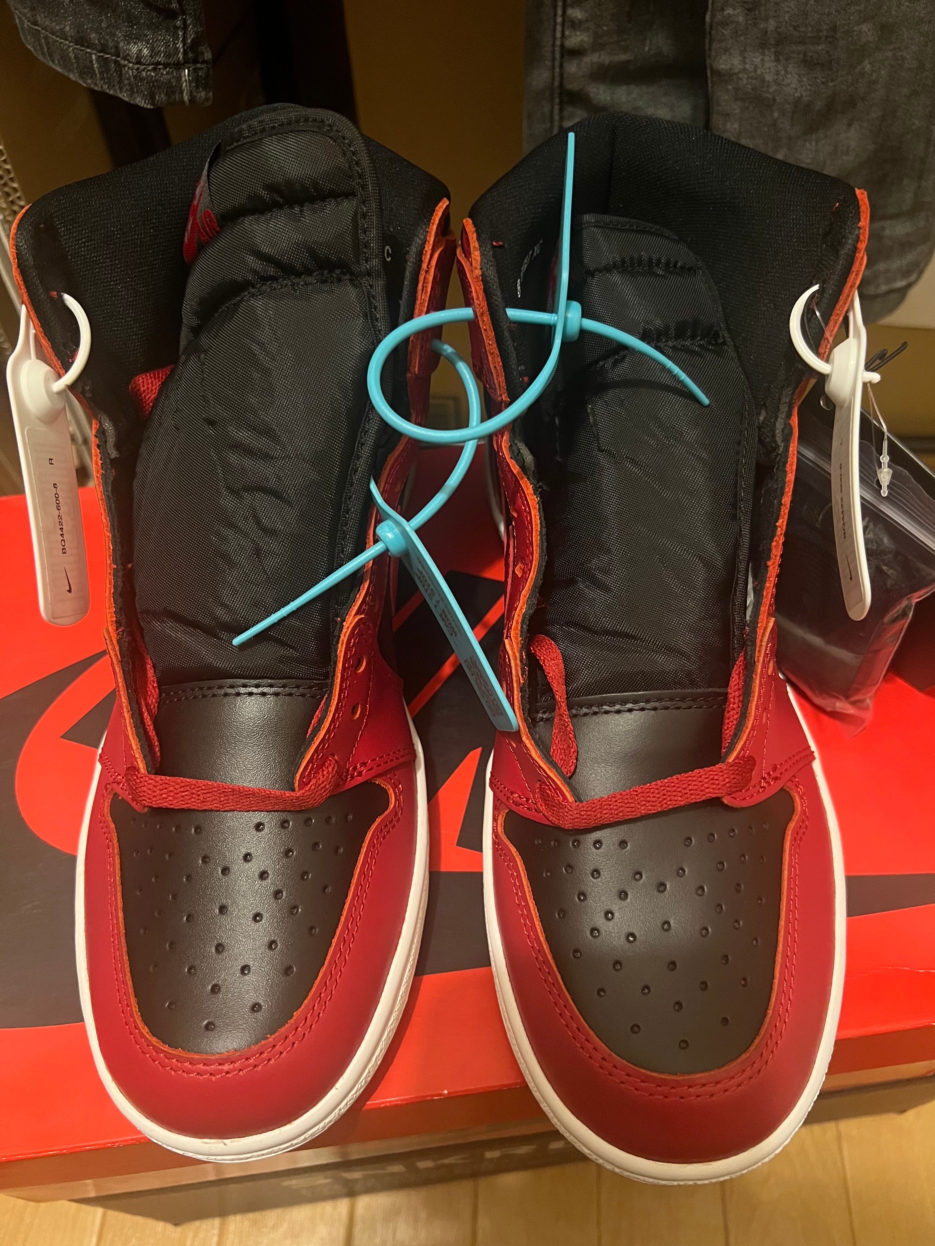 Nike Air Jordan 1 High ’85 "Varsity Red"