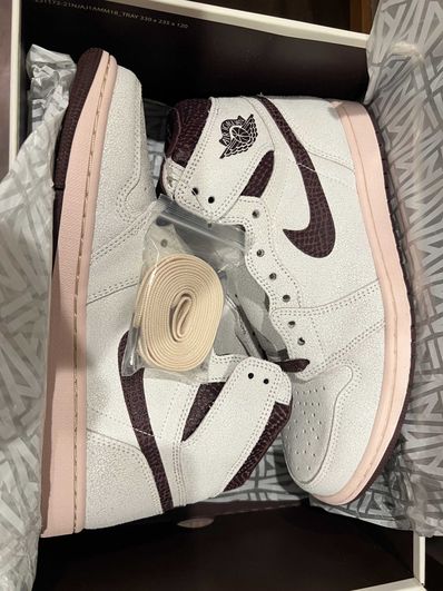 A Ma Maniere × Nike Air Jordan 1 Retro High OG "Sail and Burgundy"