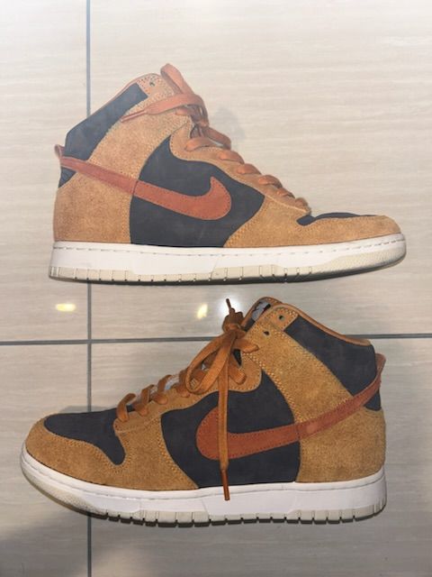 NIKE DUNK HIGH PRM "DARK CURRY"