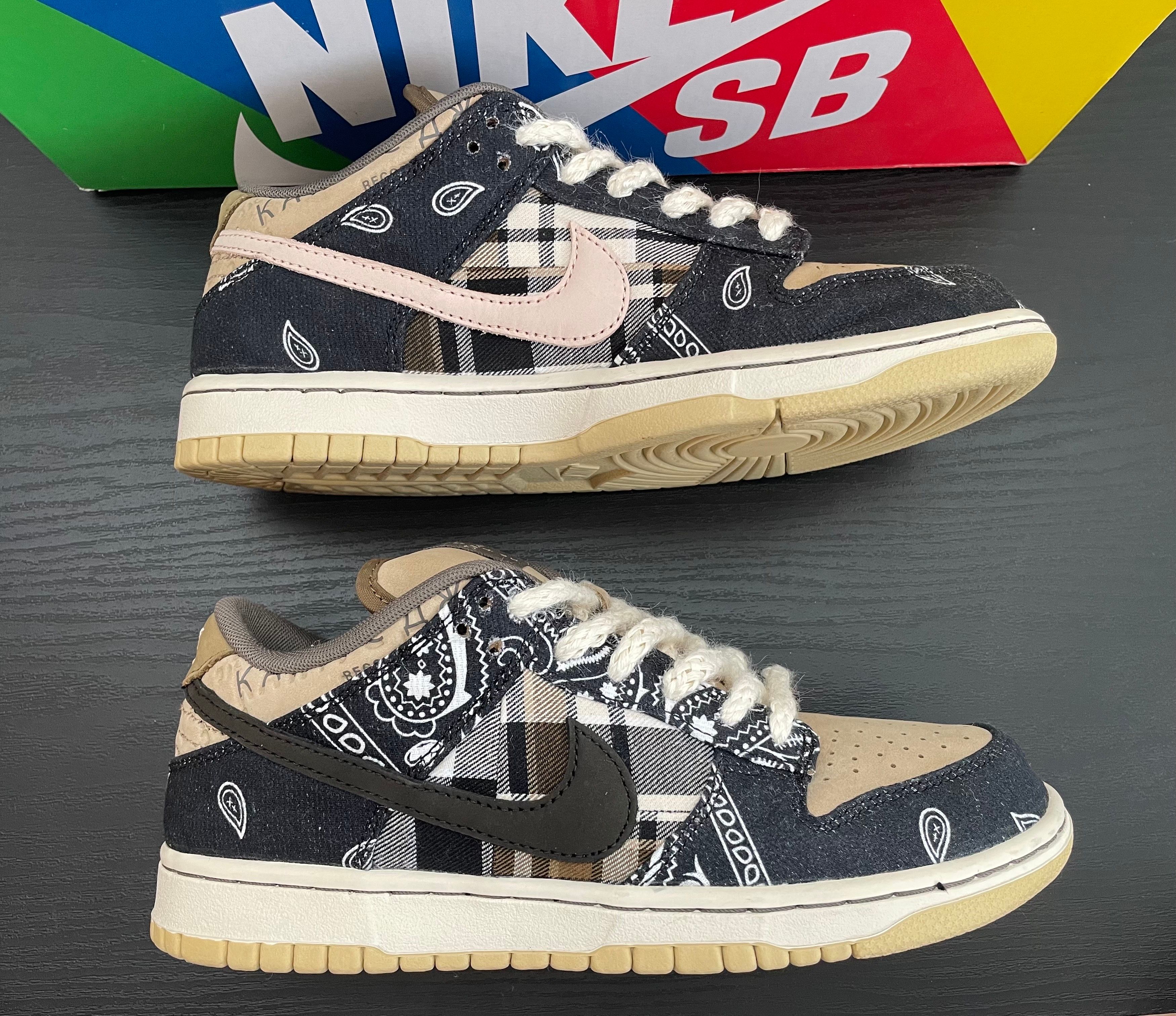 Travis Scott × Nike SB Dunk Low "Black/Parachute Beige"