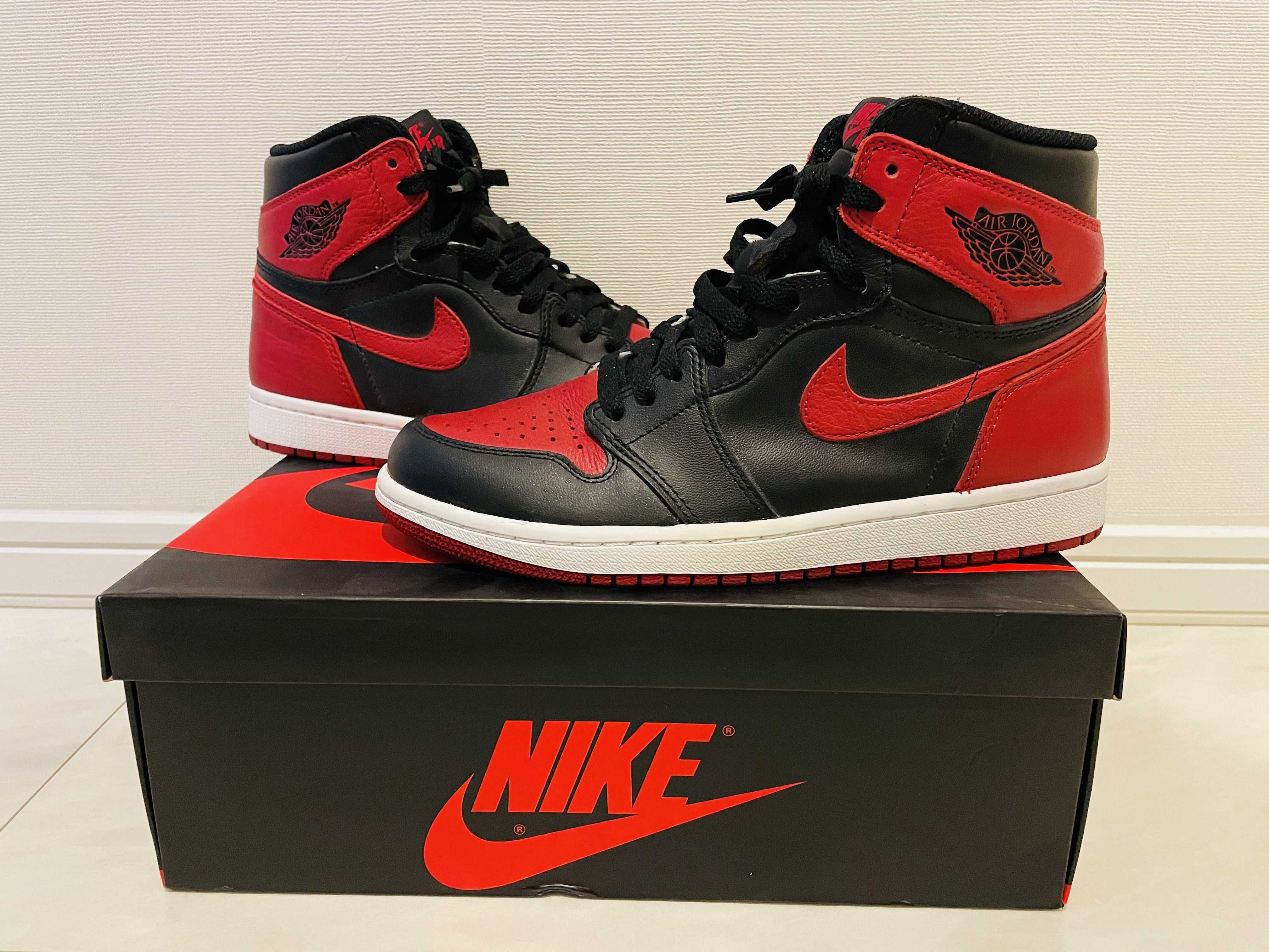 Nike Air Jordan 1 Retro High OG "Bred/Banned" (2016)