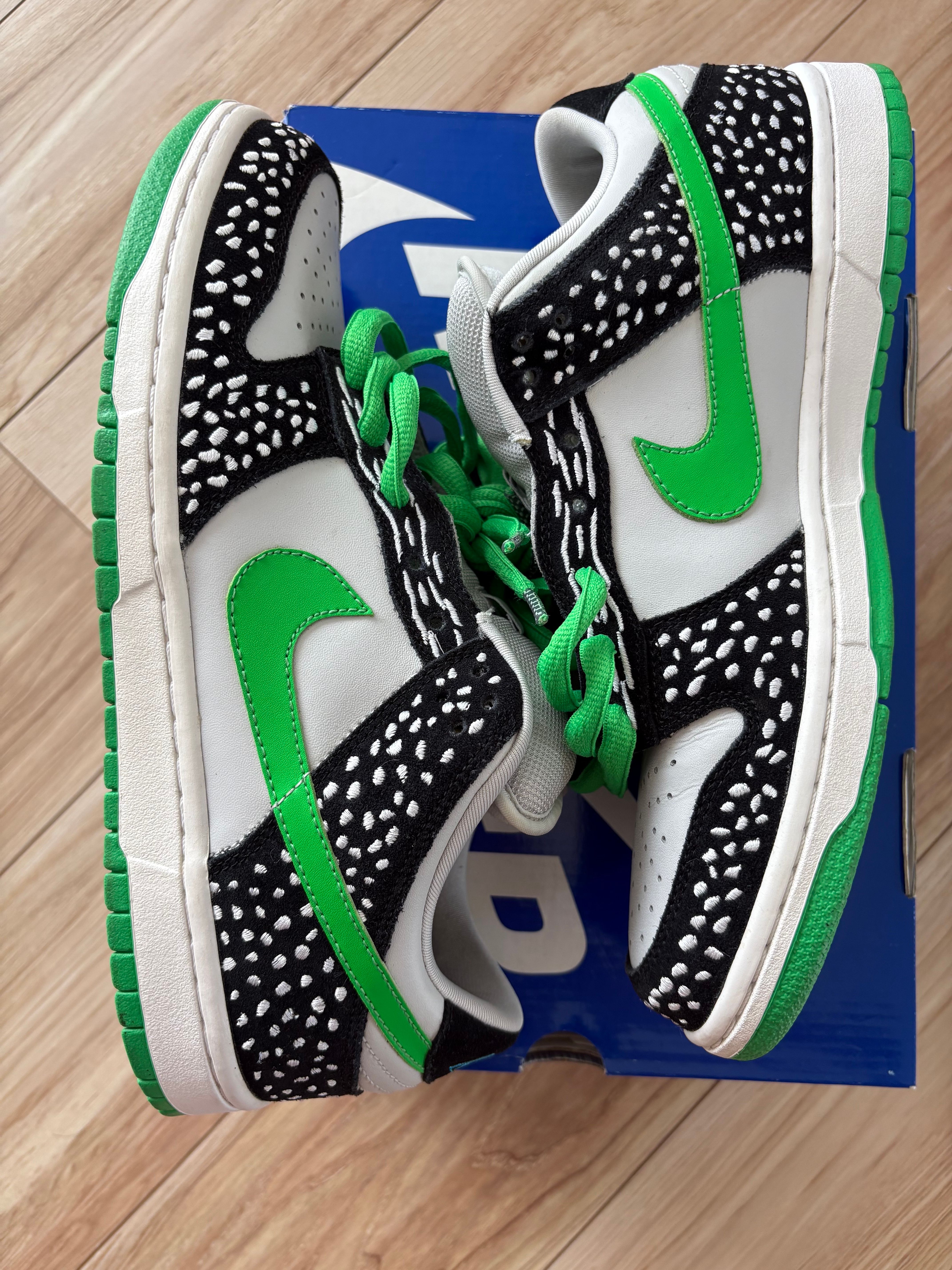 Nike SB Dunk Low "Loon"