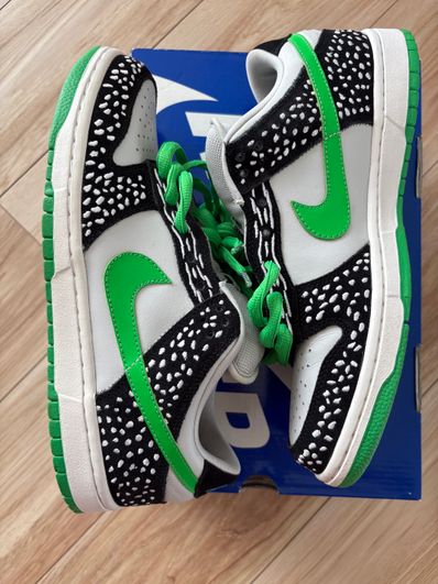 Nike SB Dunk Low "Loon"