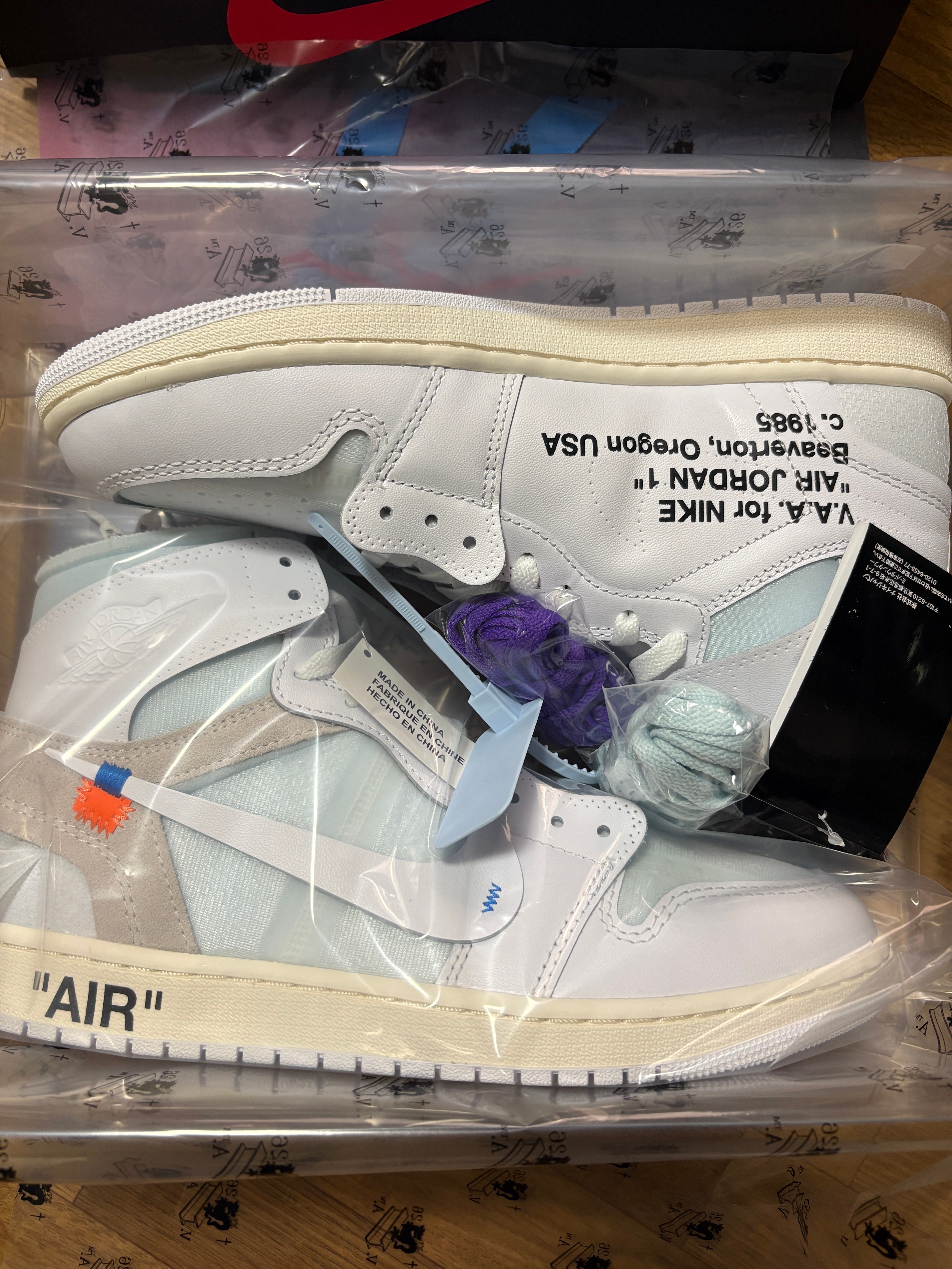 Virgil Abloh Archive (V.A.A.) × Nike Air Jordan 1 Retro High OG "Alaska"