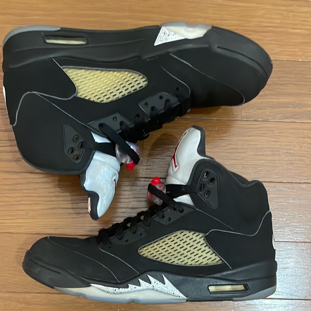 Nike Air Jordan 5 Retro OG "Black/Fire Red/Metallic Silver/White" (2016)