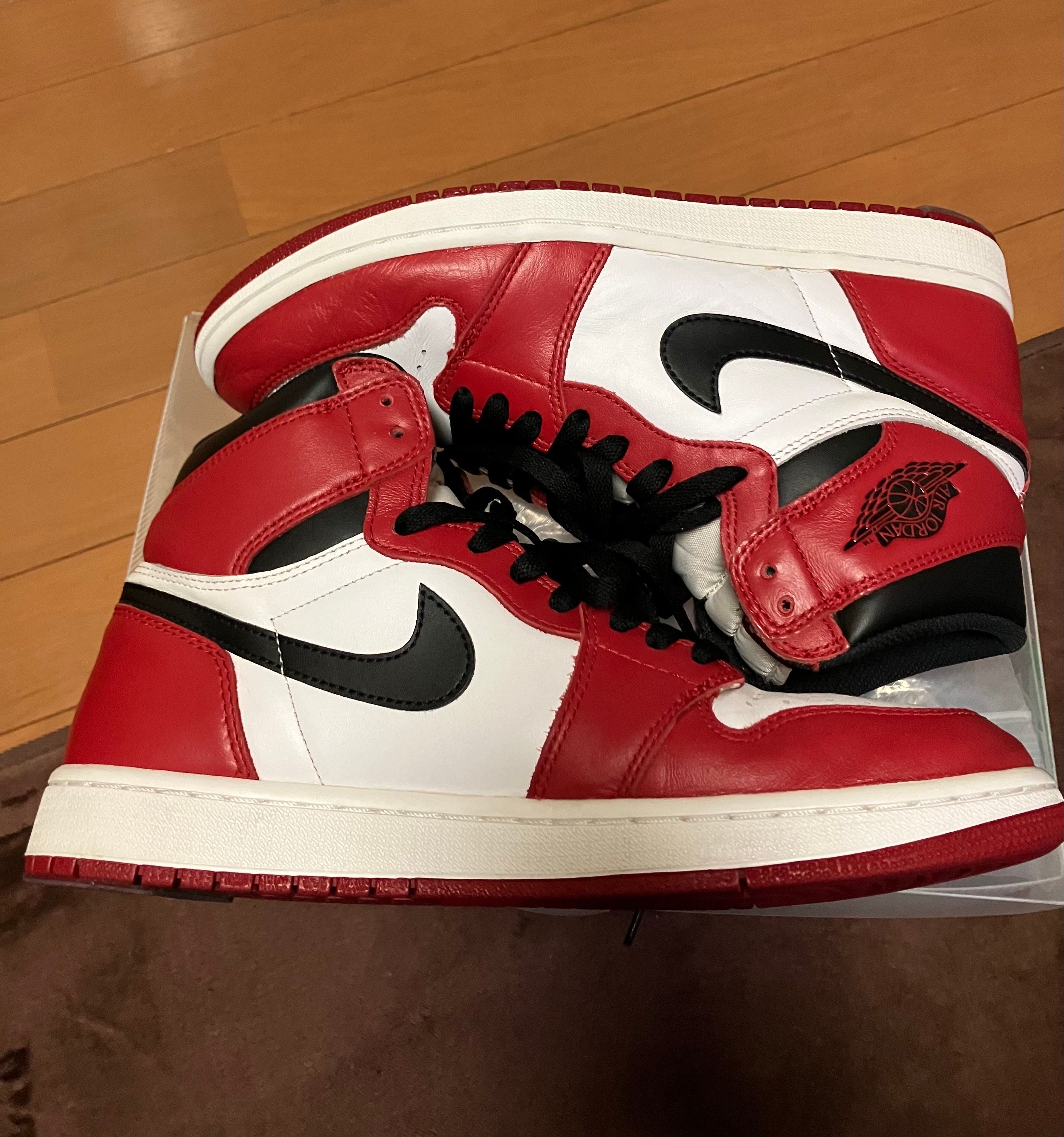 Nike Air Jordan 1 Retro High "Chicago" (2015)