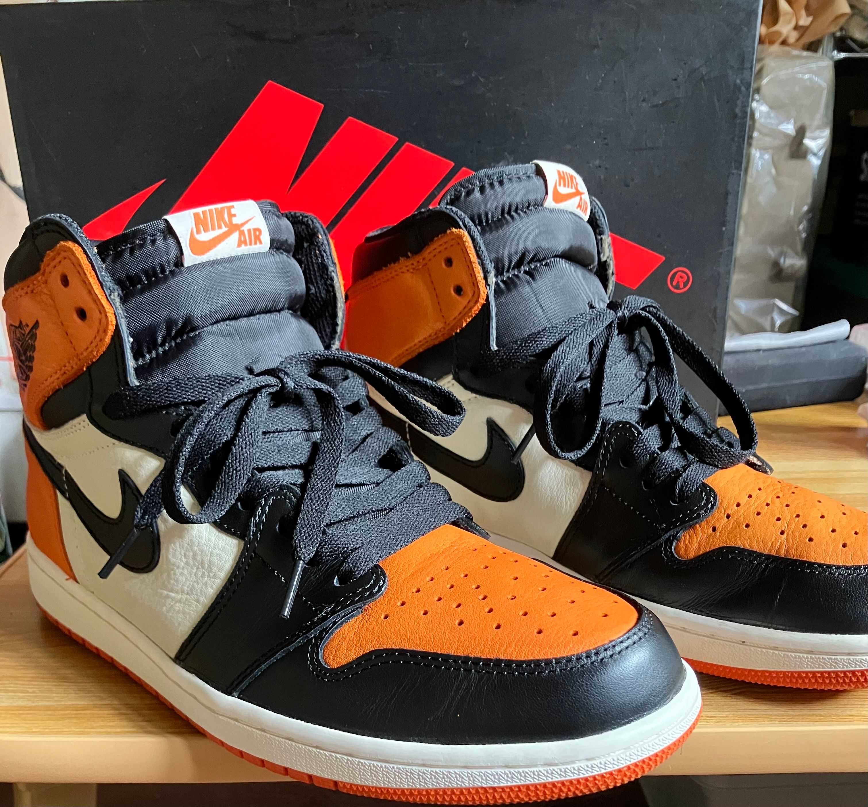 Nike Air Jordan 1 Retro High OG "Shattered Backboard"