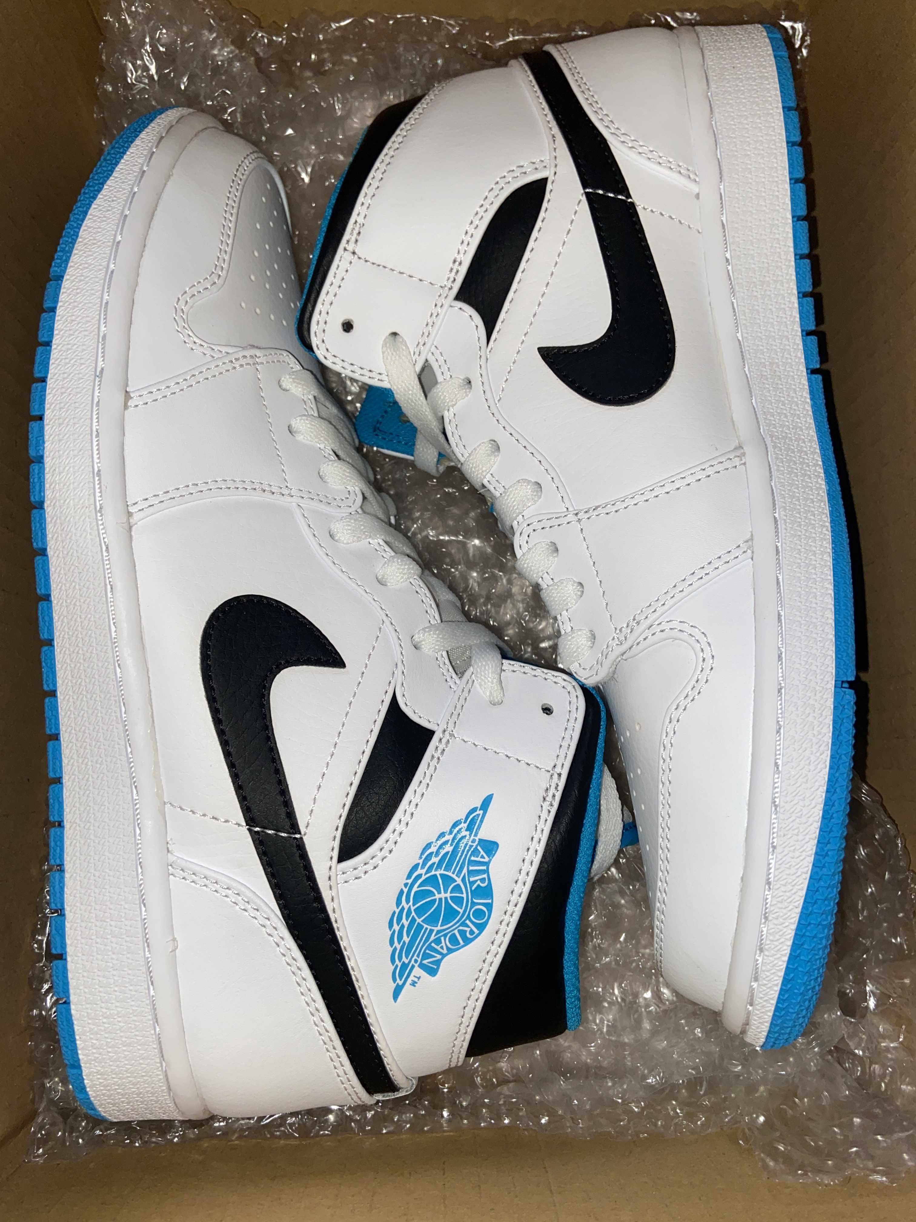 Nike Air Jordan 1 Mid "White/Laser blue"