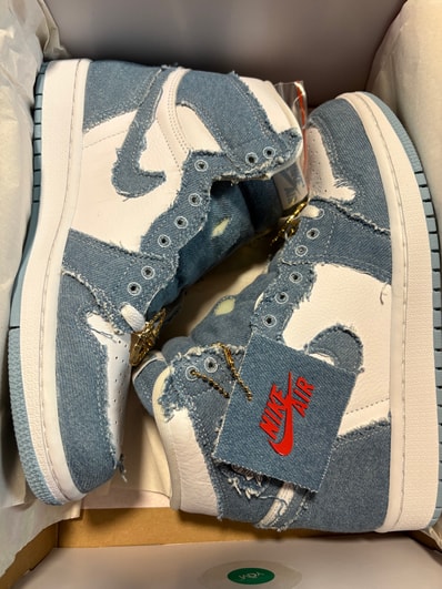 Nike Women's Air Jordan 1 High OG "Denim"