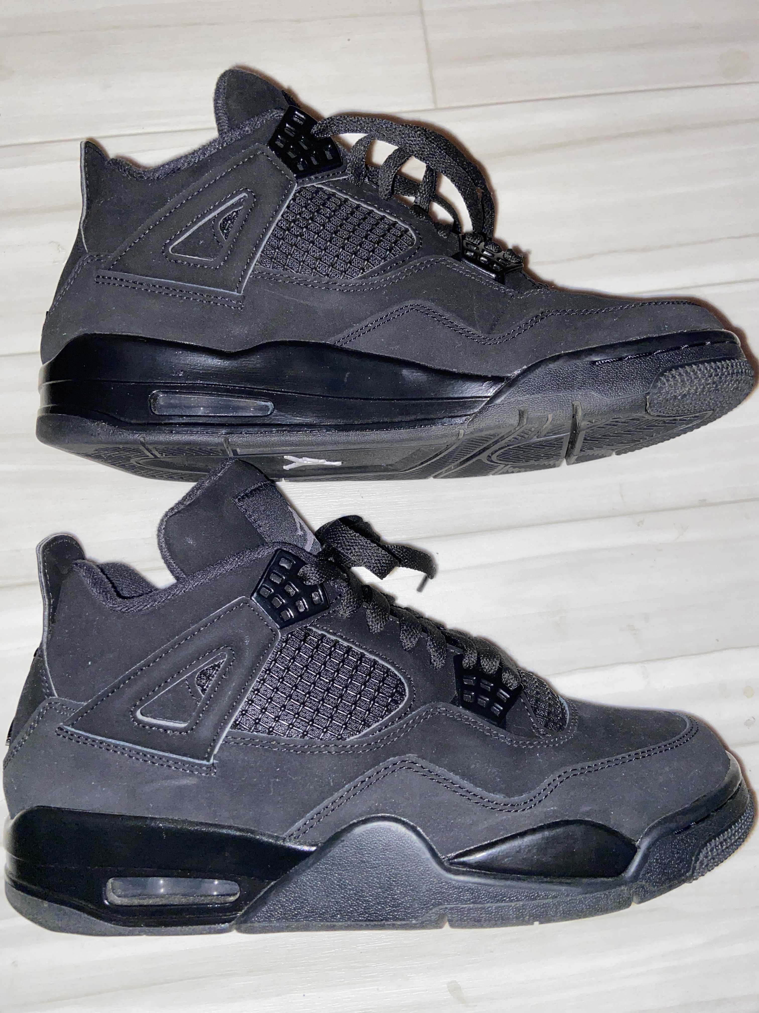Nike Air Jordan 4 "Black Cat"