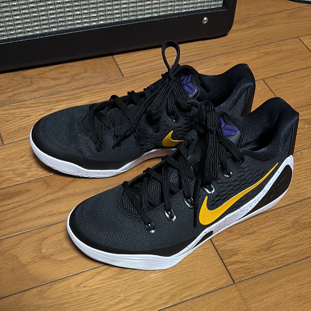 Nike Kobe 9 Elite Low EM Protro "Black/White/University Gold"