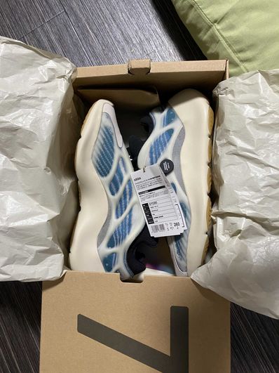 adidas YEEZY 700V3 "Kyanite"