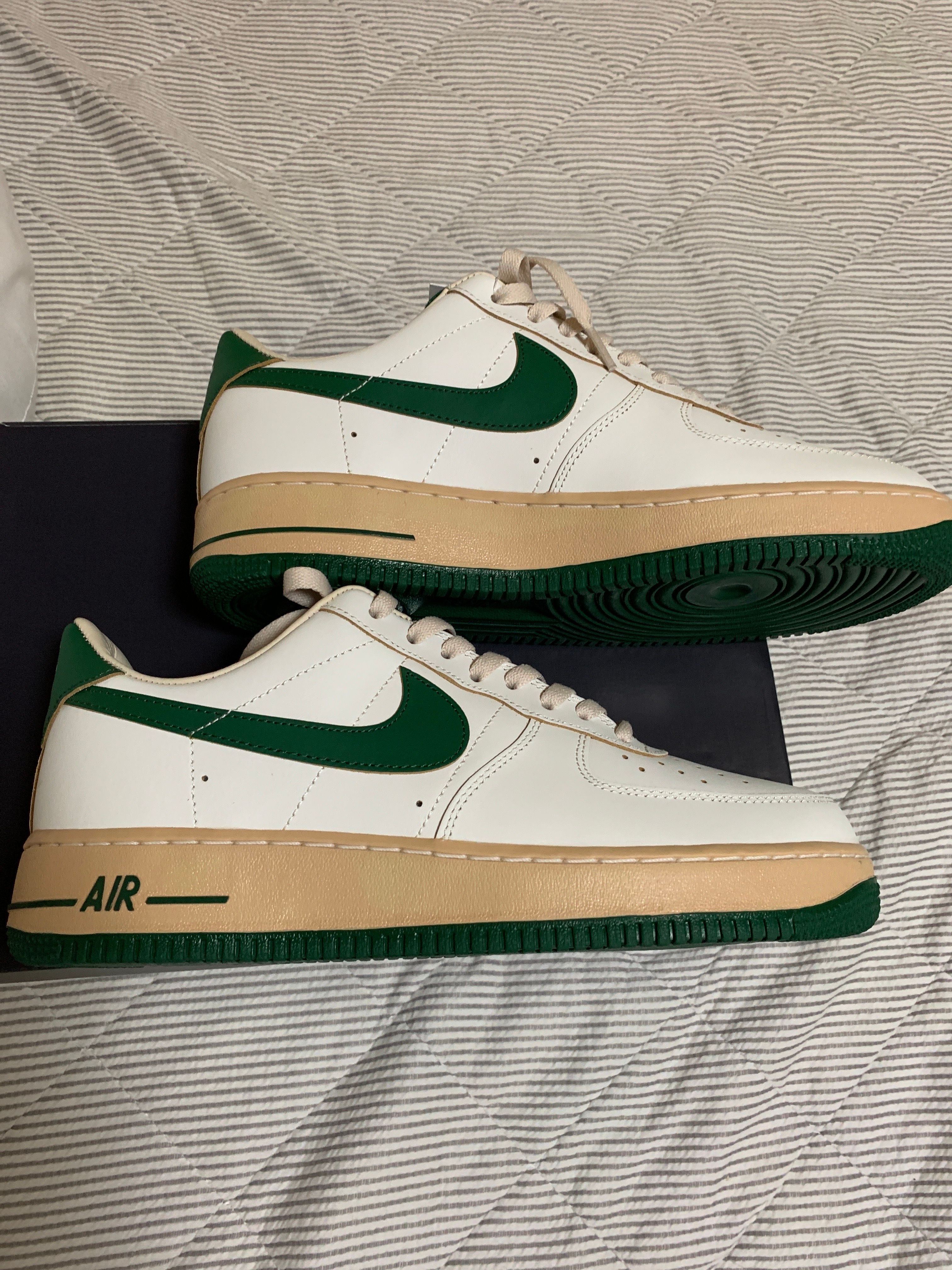 Nike Women's Air Force 1 Low "Green and Muslin"