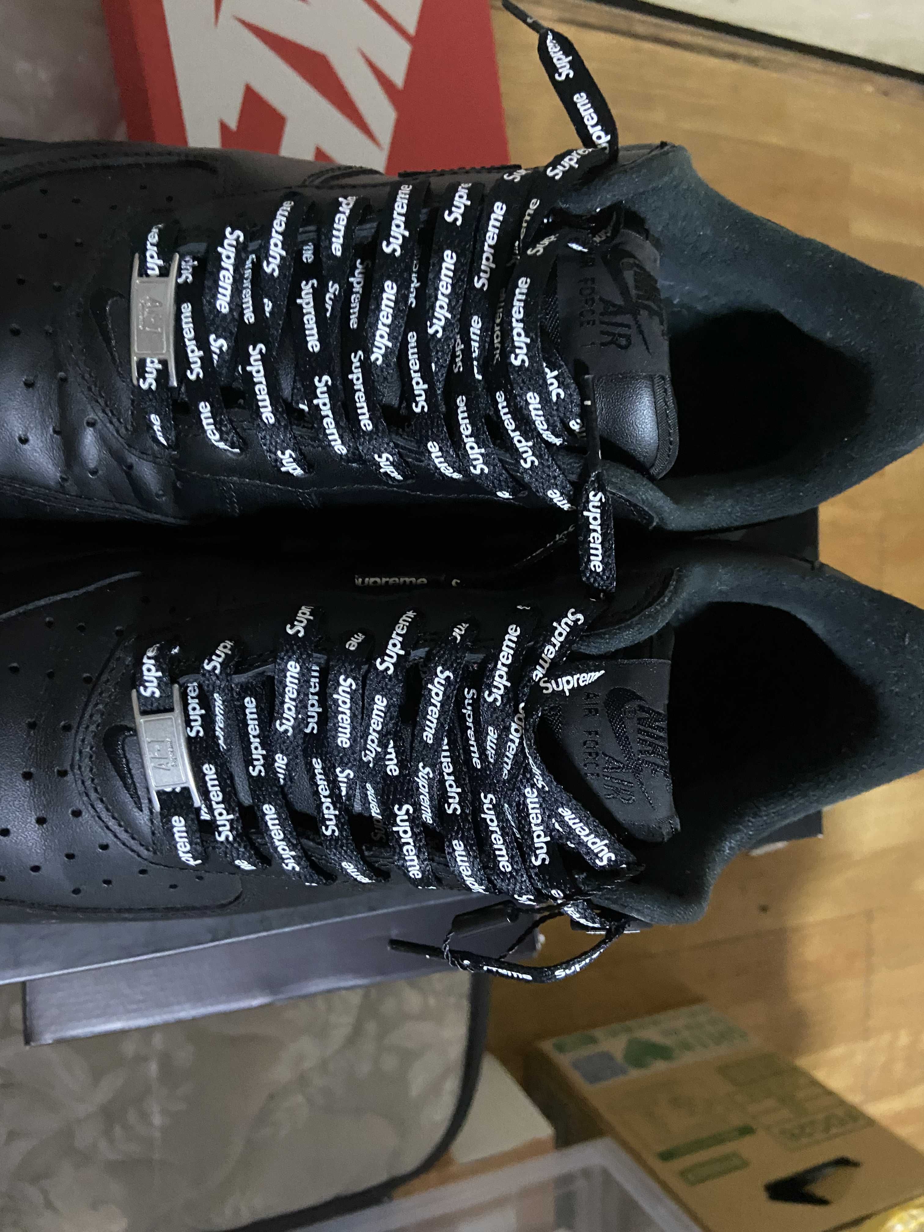 Supreme × Nike Air Force 1 Low "Black"