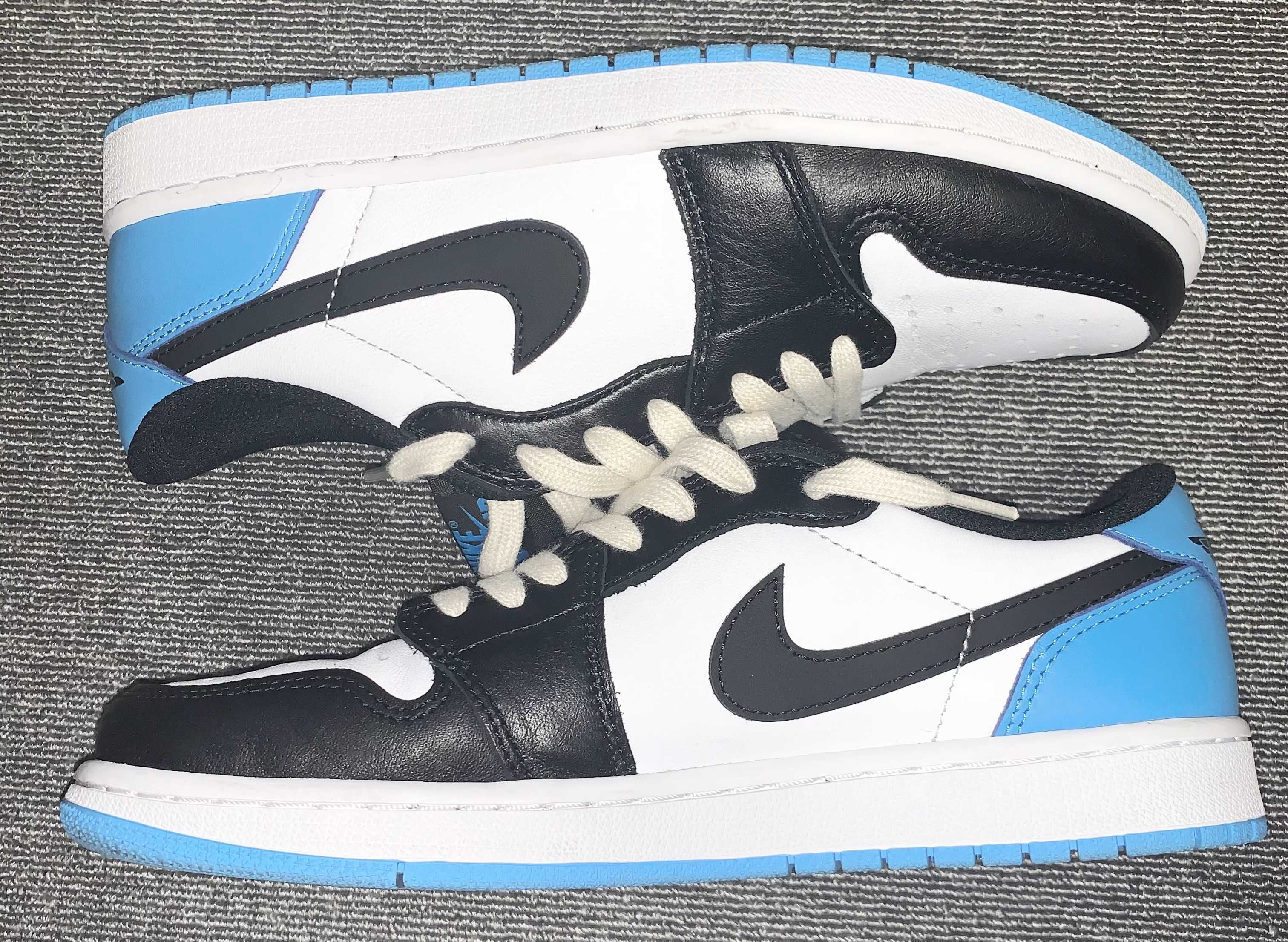 Nike Air Jordan 1 Low OG "Black and Dark Powder Blue/UNC"